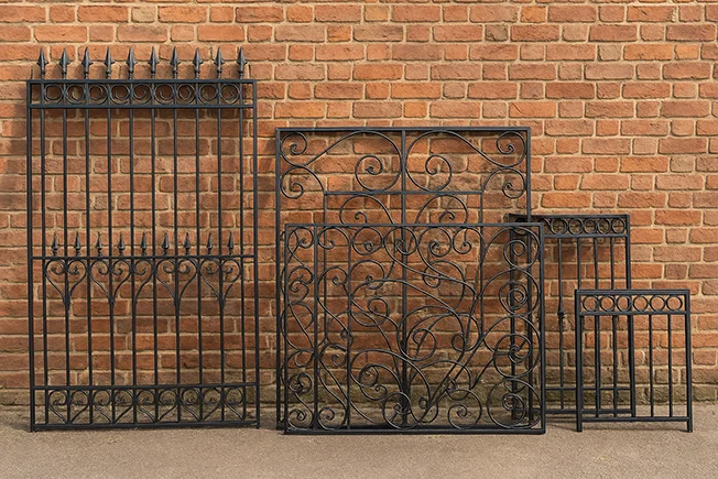 various size metal fence panels